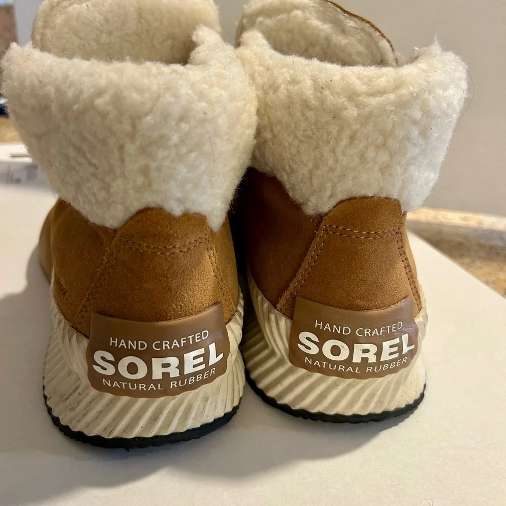 Sorel Women's Out N About III Conquest Waterproof Boots